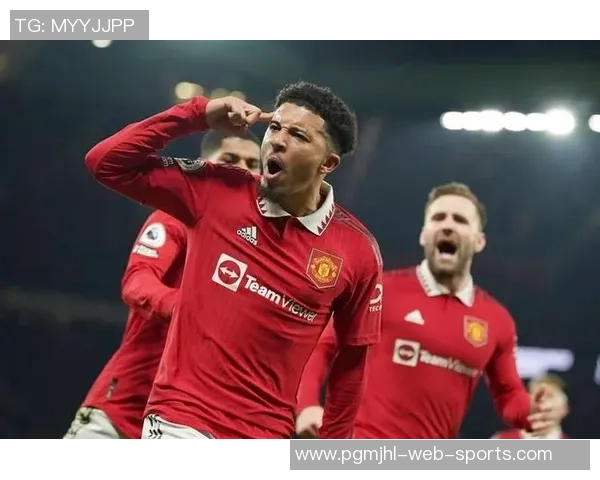 曼联曼城争抢18岁葡体新星西蒙斯解约金高达8000万 曼联曼城争抢18岁葡体新星西蒙斯解约金高达8000万