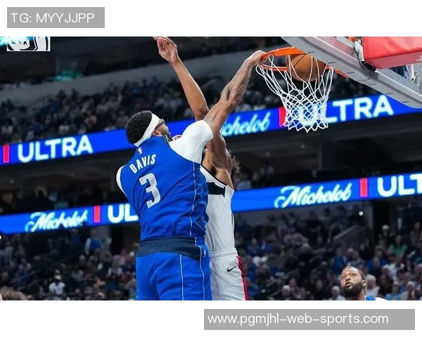 独行侠三分联盟垫底却在快船面前如虎添翼克莱四记助力逆转之战